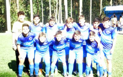 Quadrangular de futebol sub-13 entre escolinhas