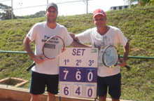 Torneios internos de tênis de campo