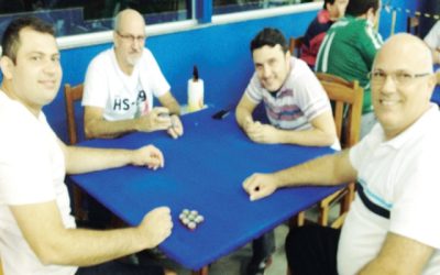 Truco em equipes de três