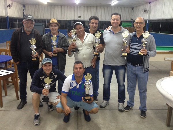 Torneio aberto de truco, em duplas