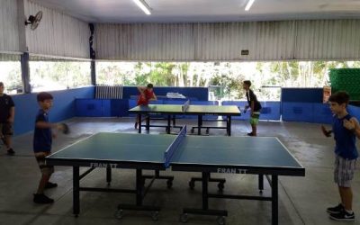 Torneios internos de tênis de mesa
