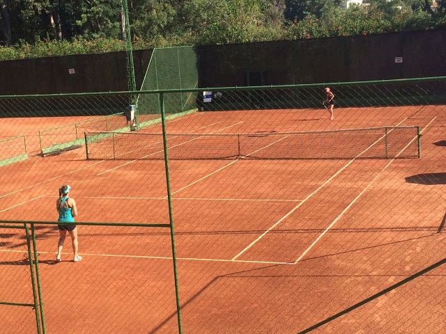 Torneios internos de tênis de campo, feminino e masculino