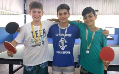 Torneios internos de tênis de mesa
