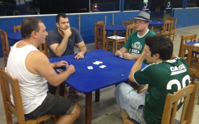 Torneio interno de truco em equipes de três