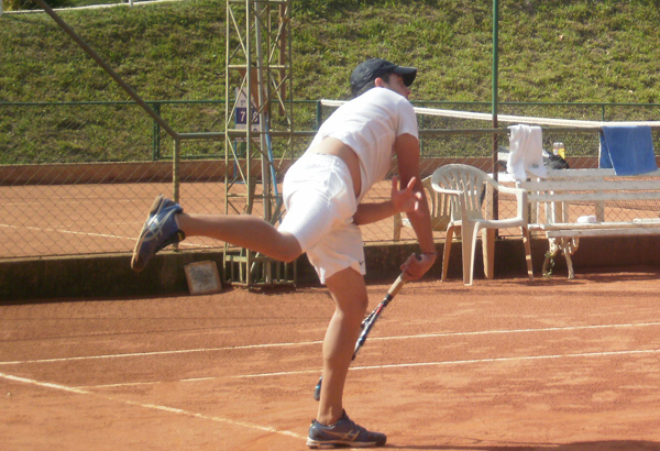 Torneios internos de tênis de quadra