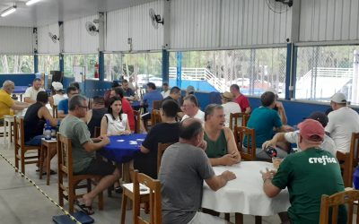 Torneio interno de truco, em duplas
