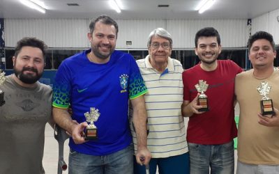Torneio interno de truco, em duplas