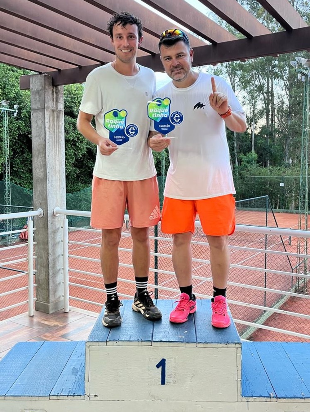 Torneios internos de raquetinha