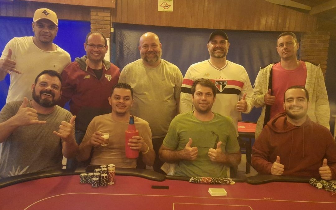 Poker aberto no niver do Capivari Clube