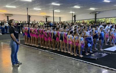 Dia Esportivo no clube de campo